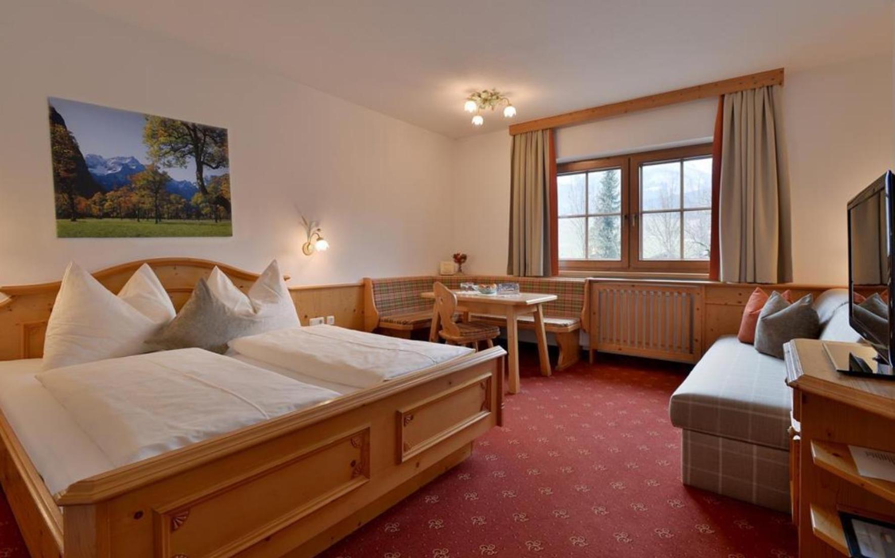 Gaestehaus Brantlhof Zimmer Und Ferienwohnungen In Going Am Wilden Kaiser エクステリア 写真