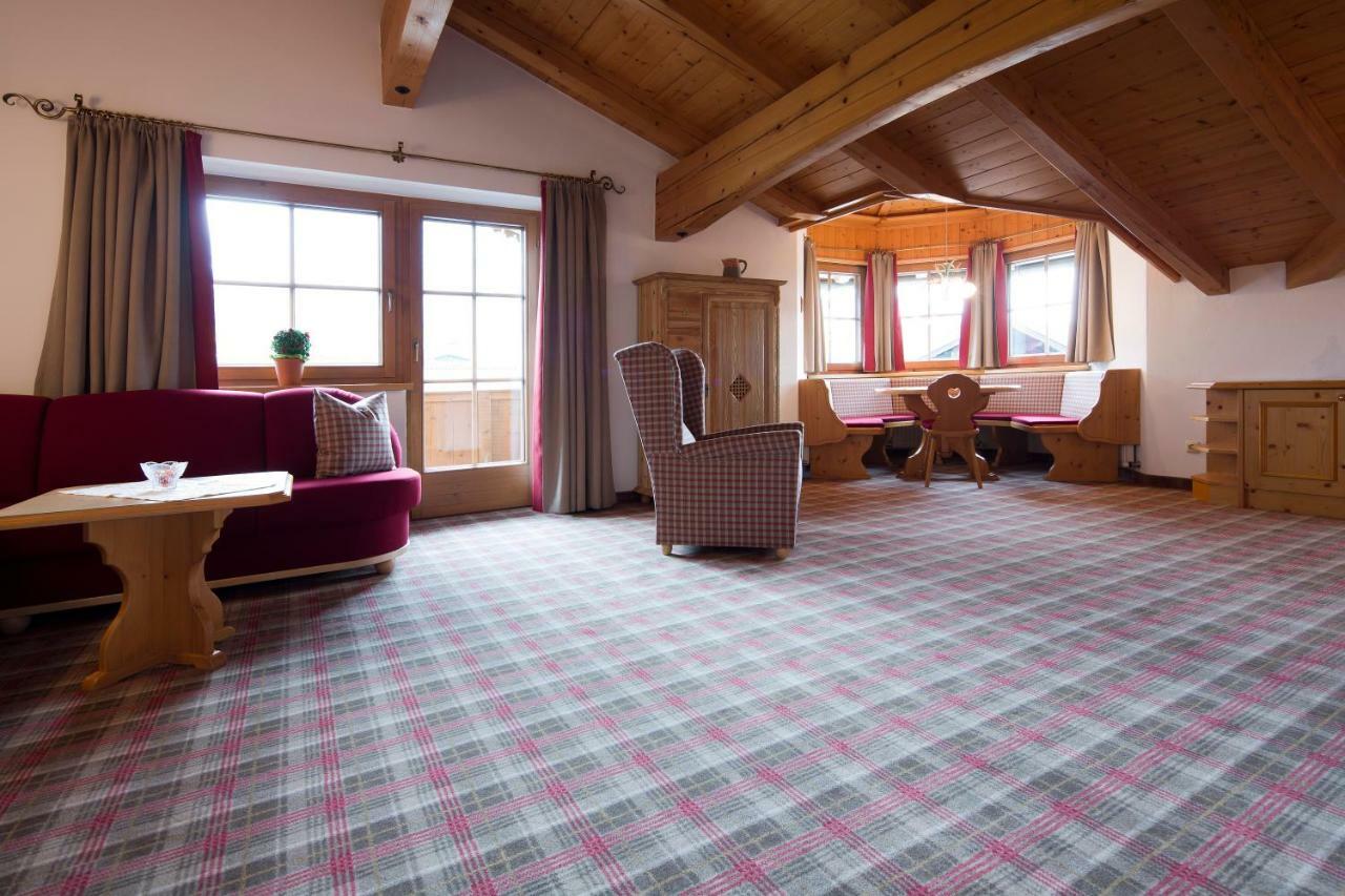 Gaestehaus Brantlhof Zimmer Und Ferienwohnungen In Going Am Wilden Kaiser エクステリア 写真
