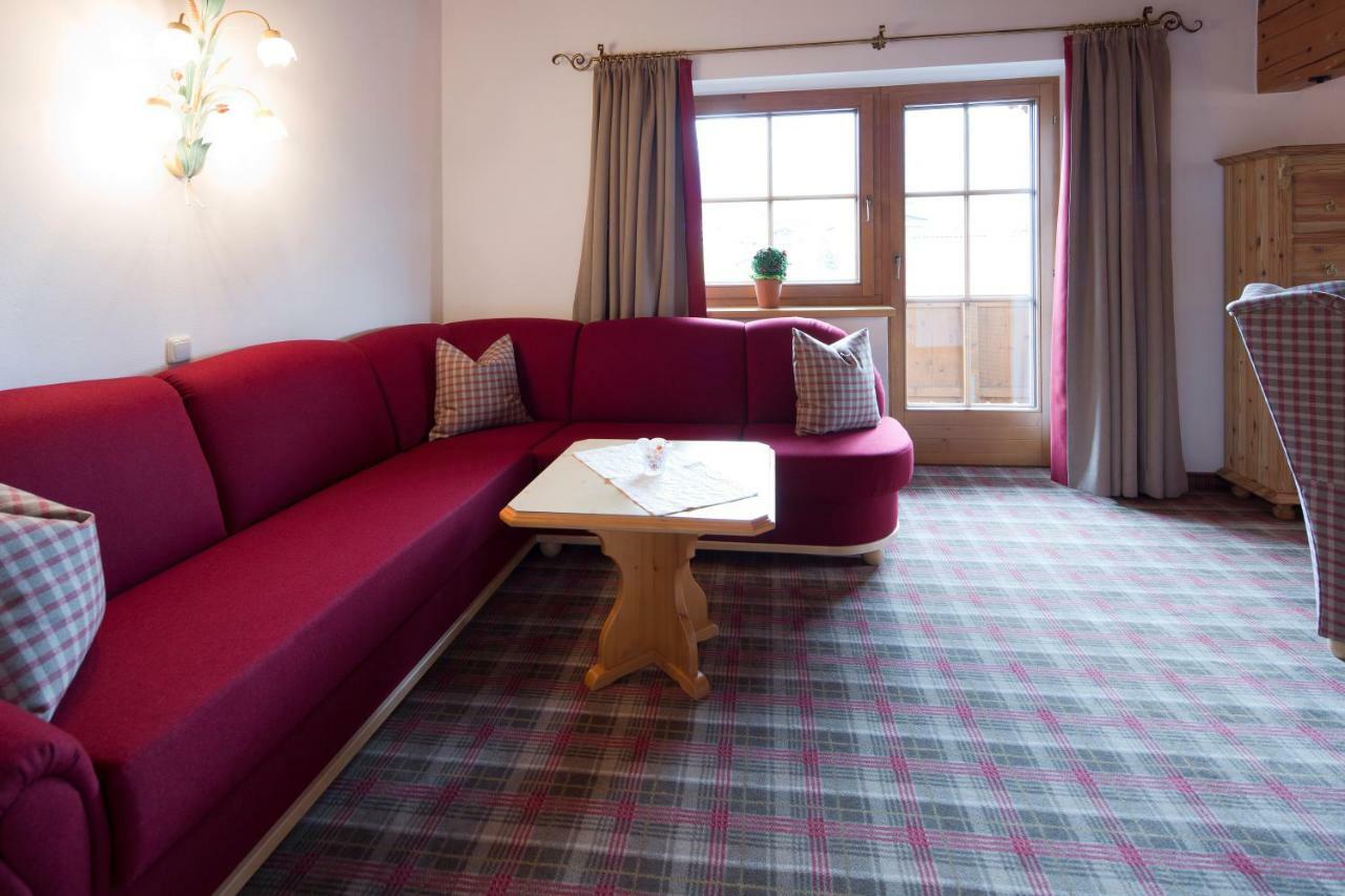 Gaestehaus Brantlhof Zimmer Und Ferienwohnungen In Going Am Wilden Kaiser エクステリア 写真