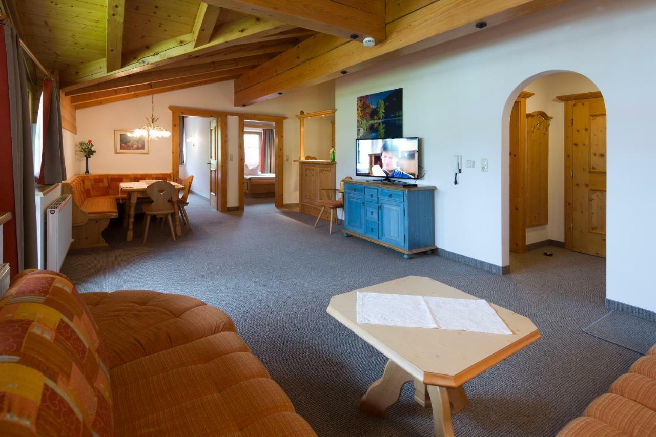 Gaestehaus Brantlhof Zimmer Und Ferienwohnungen In Going Am Wilden Kaiser エクステリア 写真